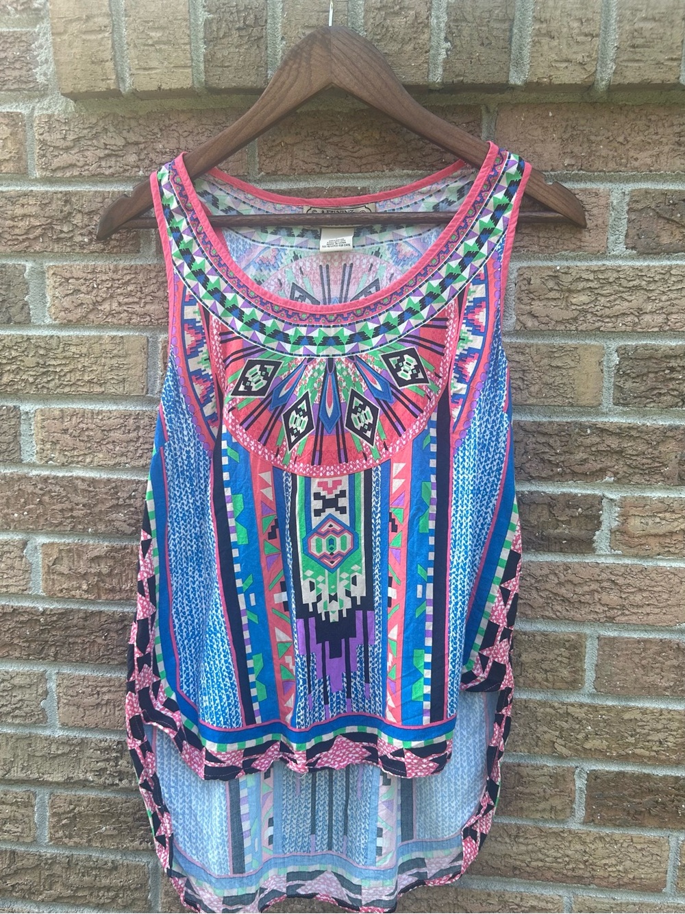 Flying Tomato Vibrant Multi-Color Tribal Print Sleeveless Tank size large